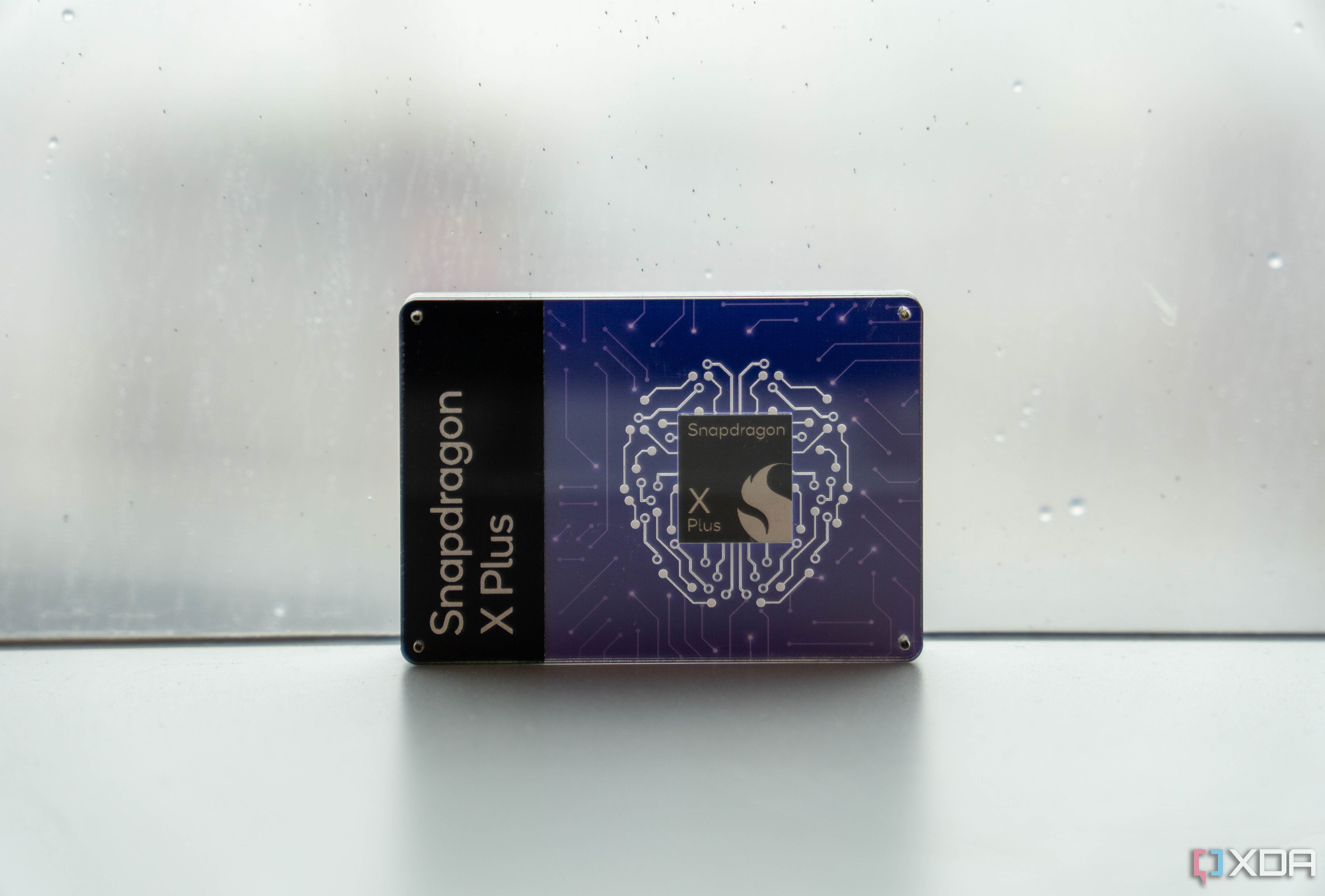 Snapdragon X Plus-10