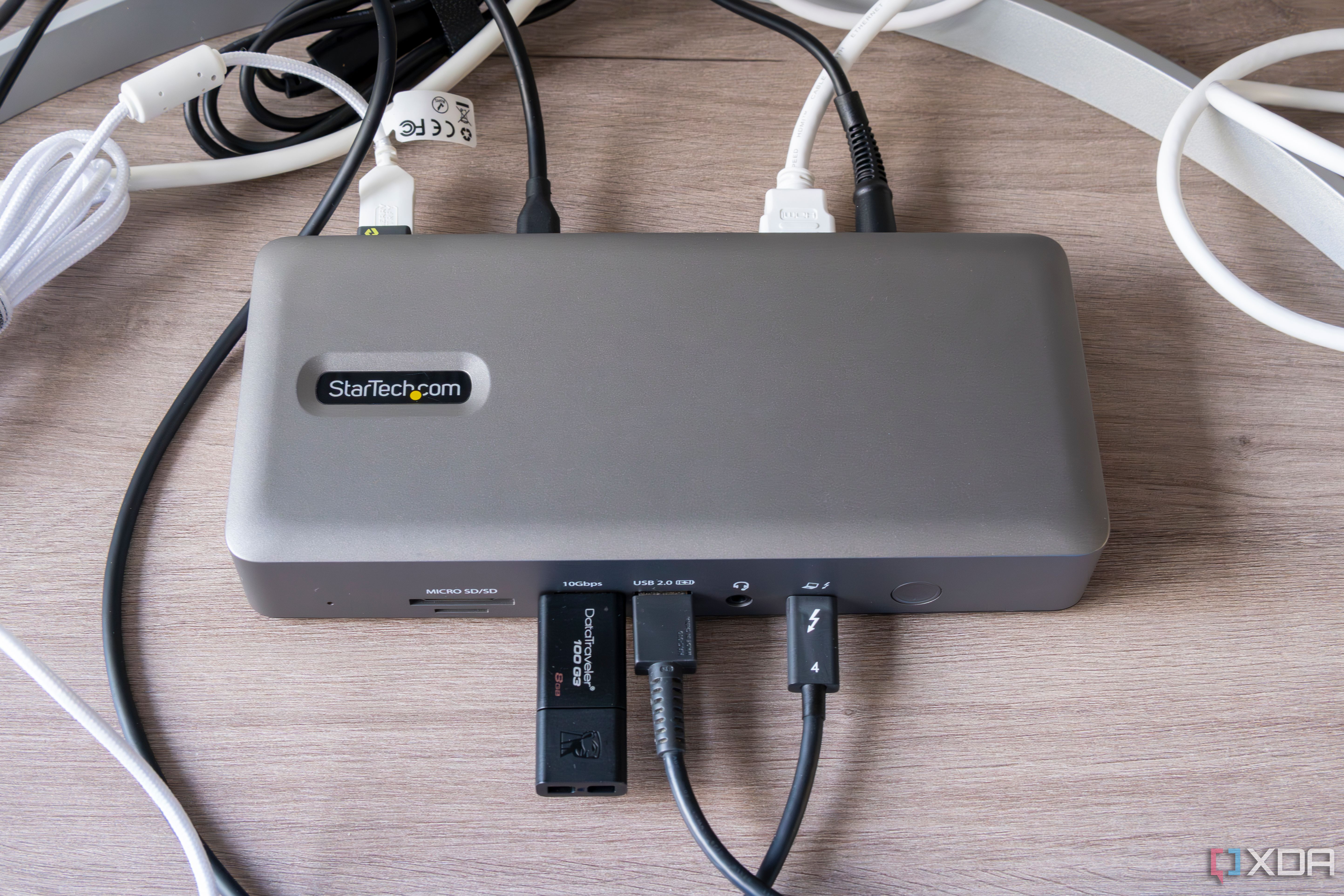 StarTech Thunderbolt 4 Multi-Display Docking Station-24