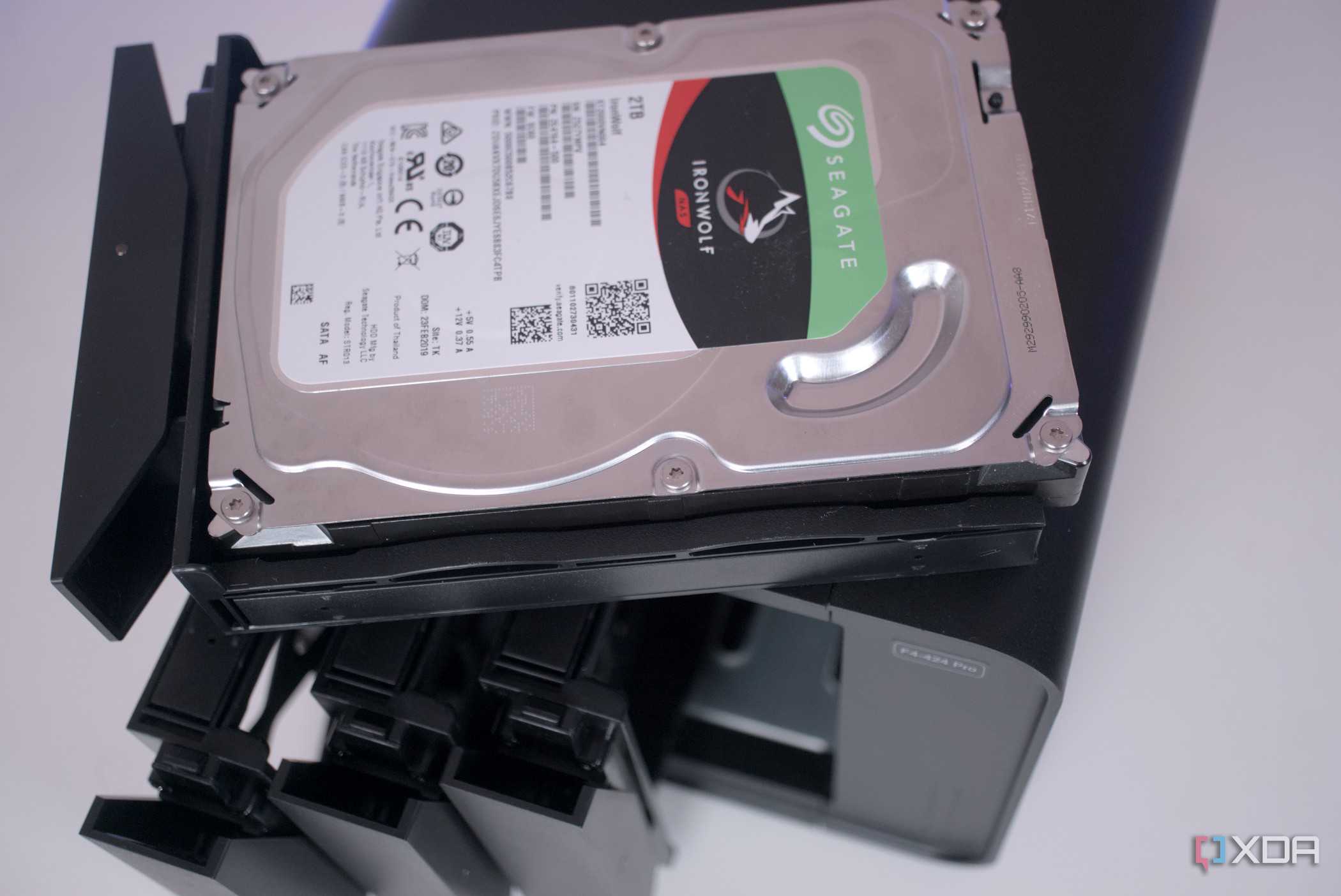 TerraMaster F4-424 Pro with a HDD