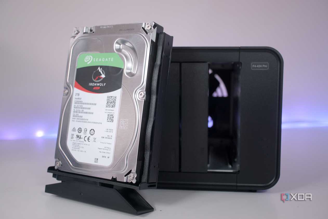 HDD in front of the TerraMaster F4-424 Pro