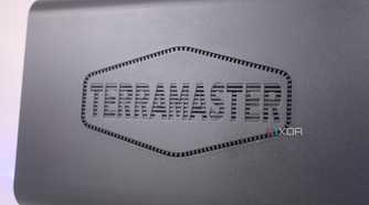 terramaster-f4-424-pro-side-branding