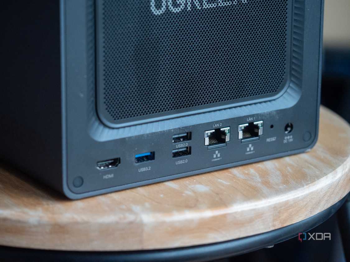 Ugreen NAS 4