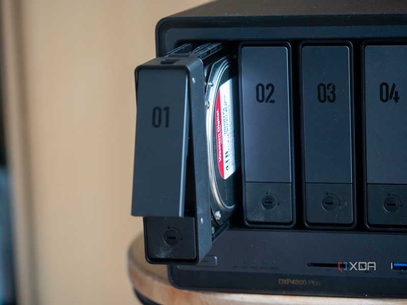Ugreen NAS 6