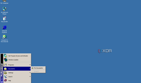 Screenshot of the Start menu in Windows 2000