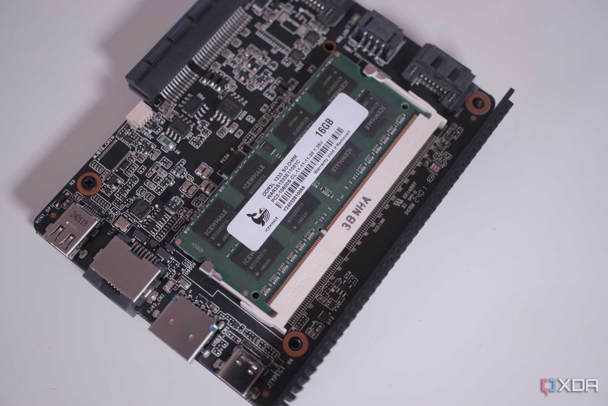 ZimaBlade with RAM installed