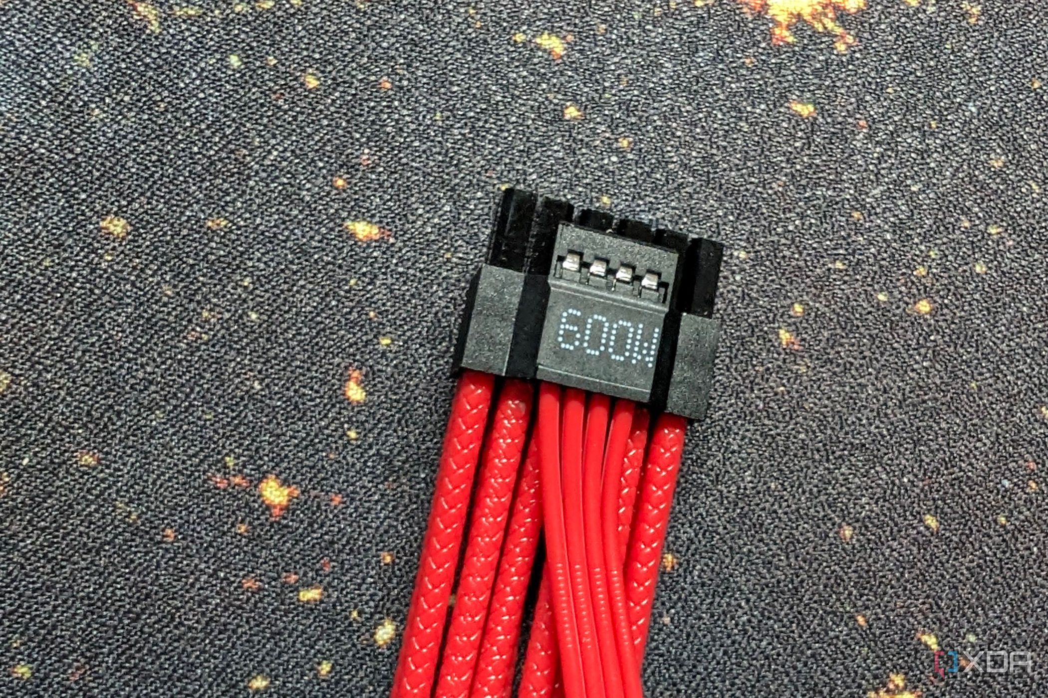 12vhpwr cable showing single connector