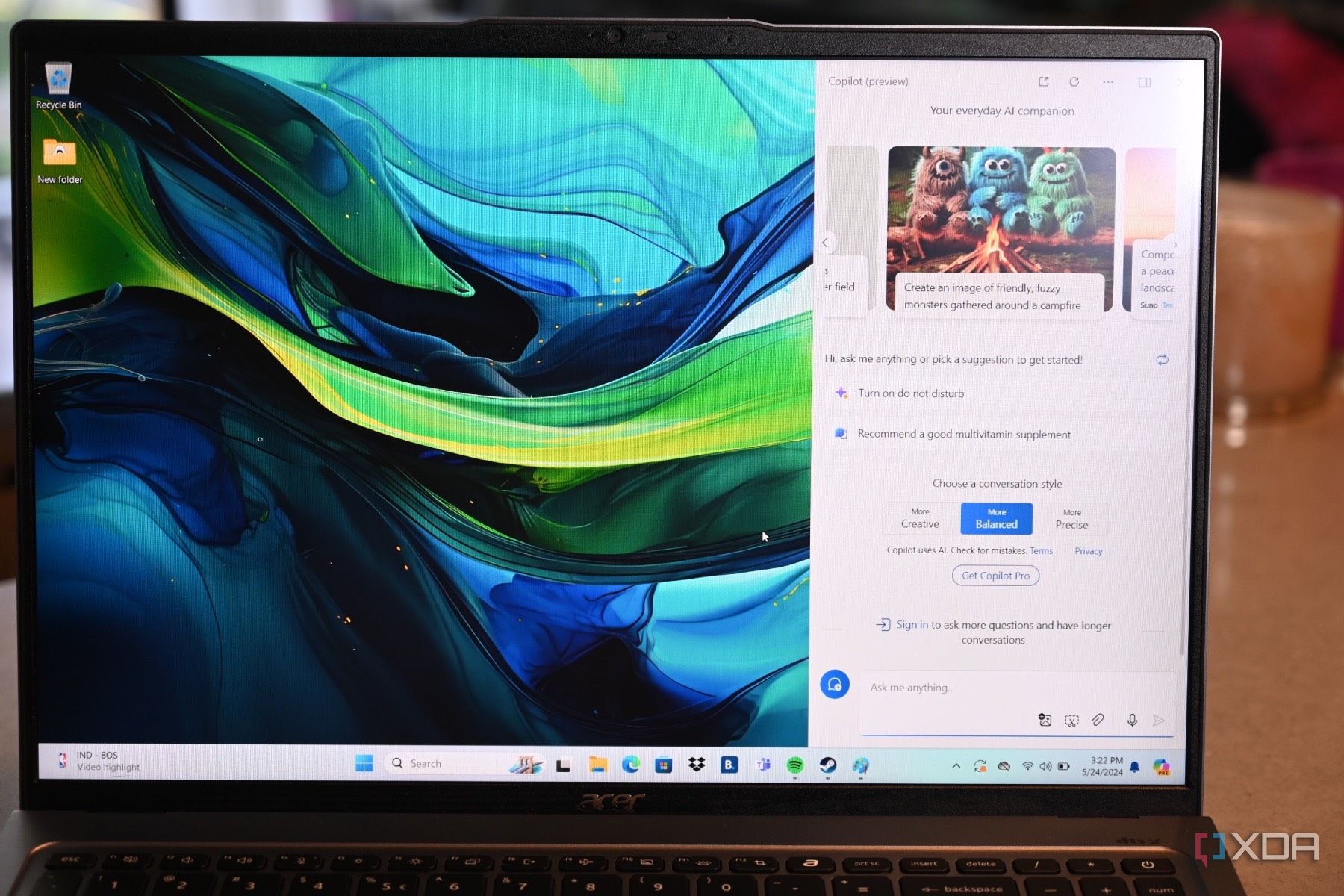 Acer Swift Go 14 (2024) with Microsoft Copilot