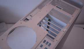Positioning the Mac G5 rear panel replacement