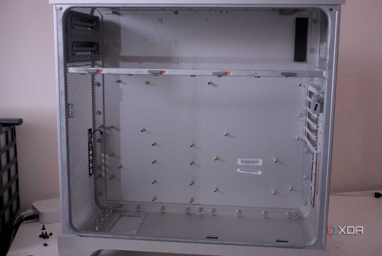 Side view of the Mac G5