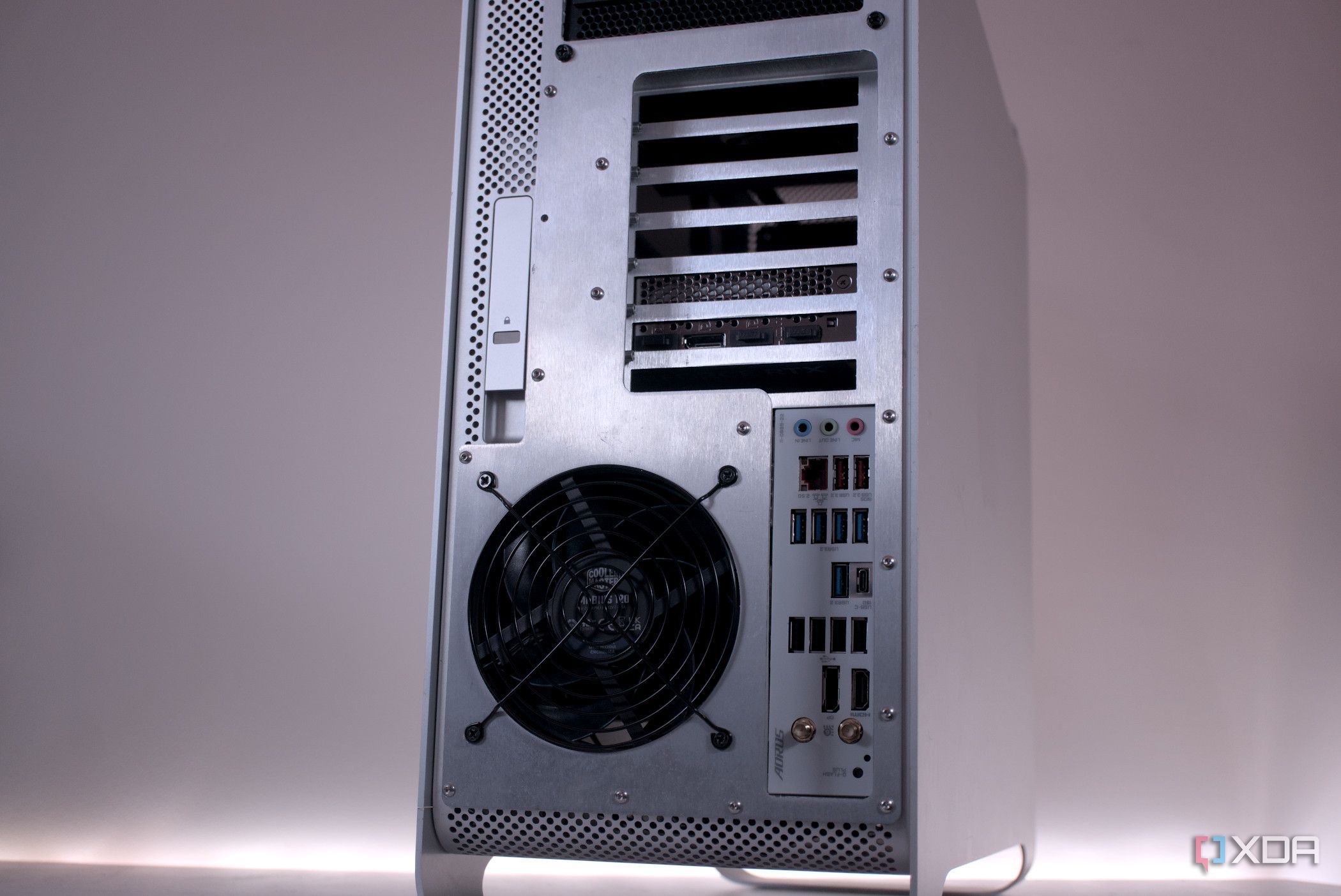 Project G5 rear panel fan