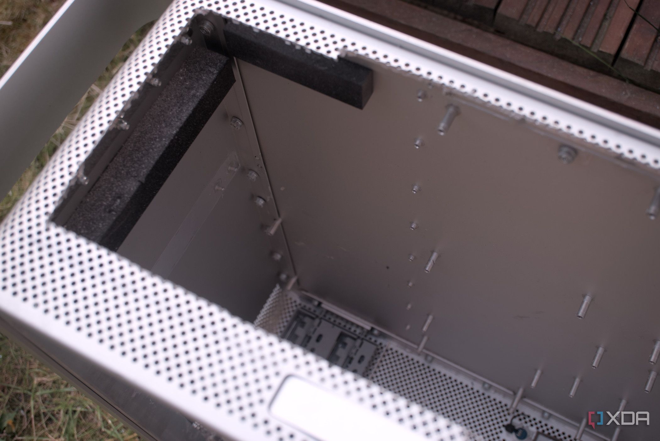 Peeking inside the Power Mac G5