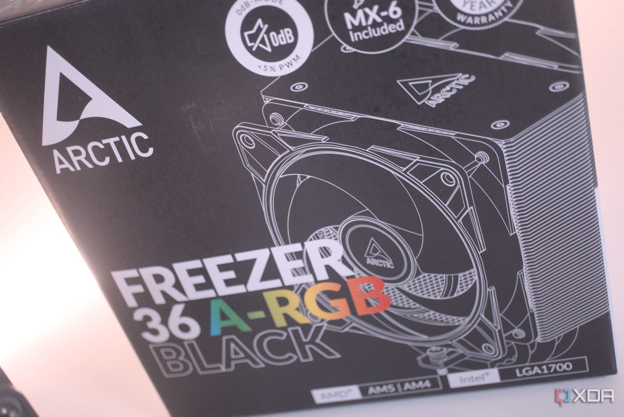 Arctic Freezer 36 A-RGB box