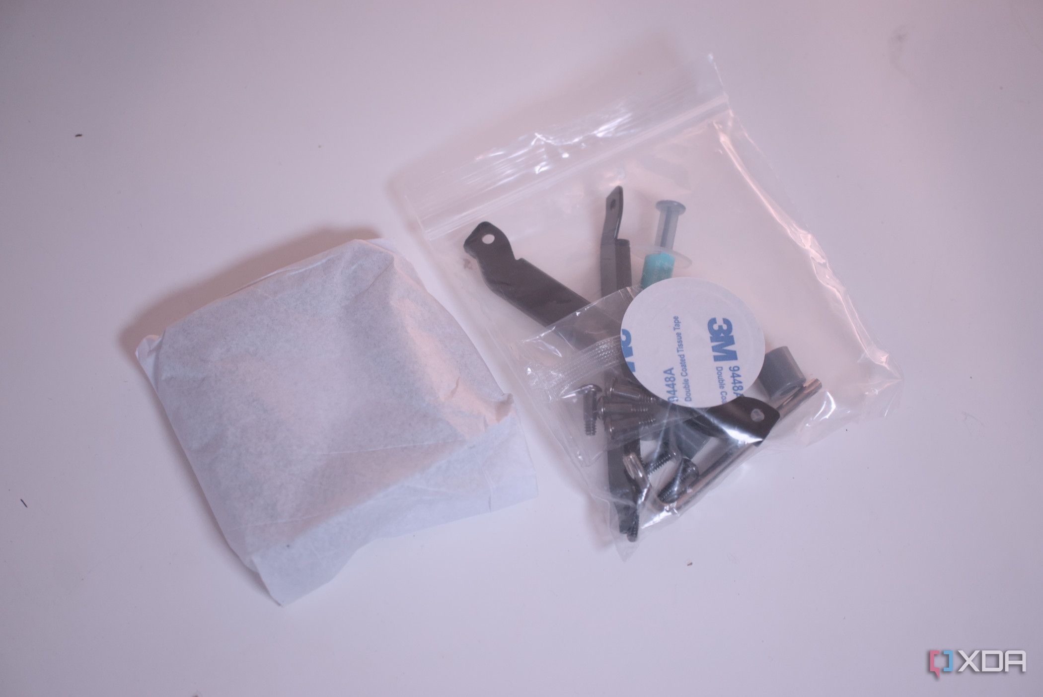 Arctic Freezer 36 A-RGB box contents