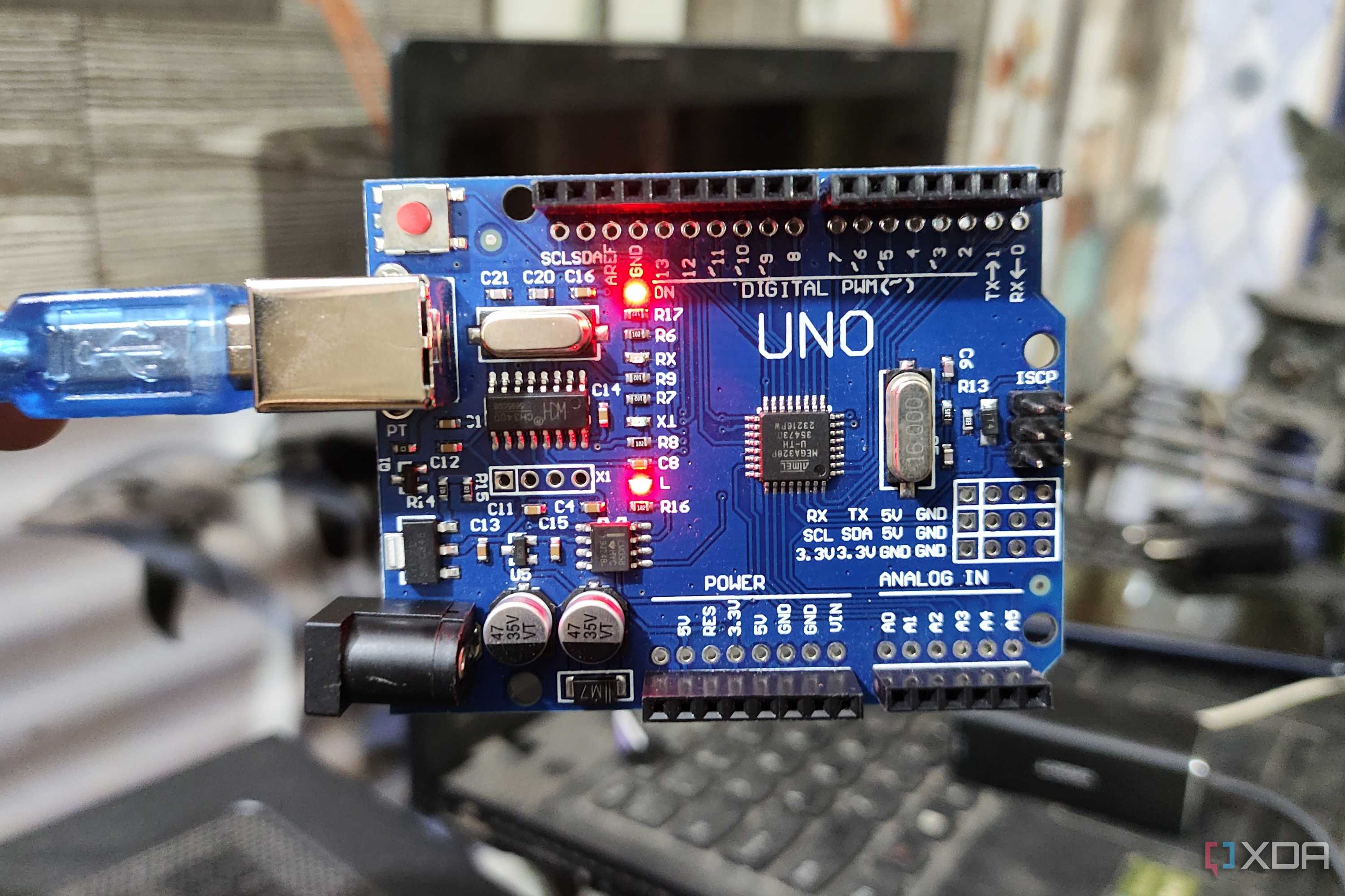 Arduino Uno with both LEDs lit