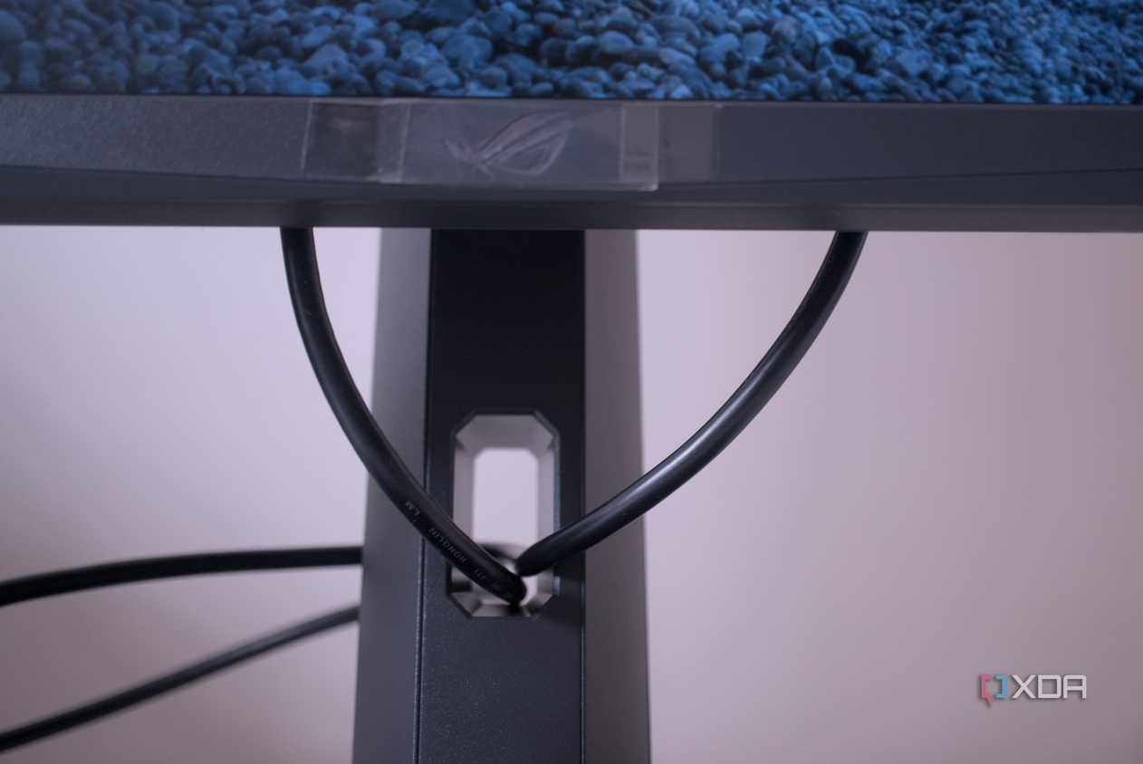 asus rog strix xg27acs monitor cable management channel
