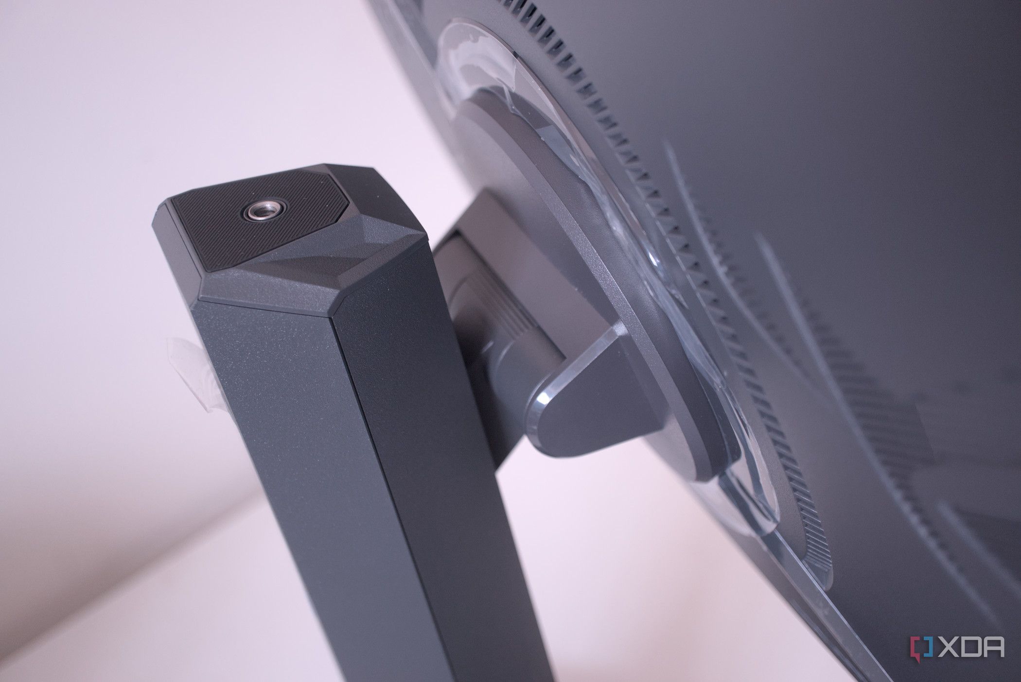 Asus ROG Strix XG27ACS review: A gorgeous budget-friendly 1440p gaming ...