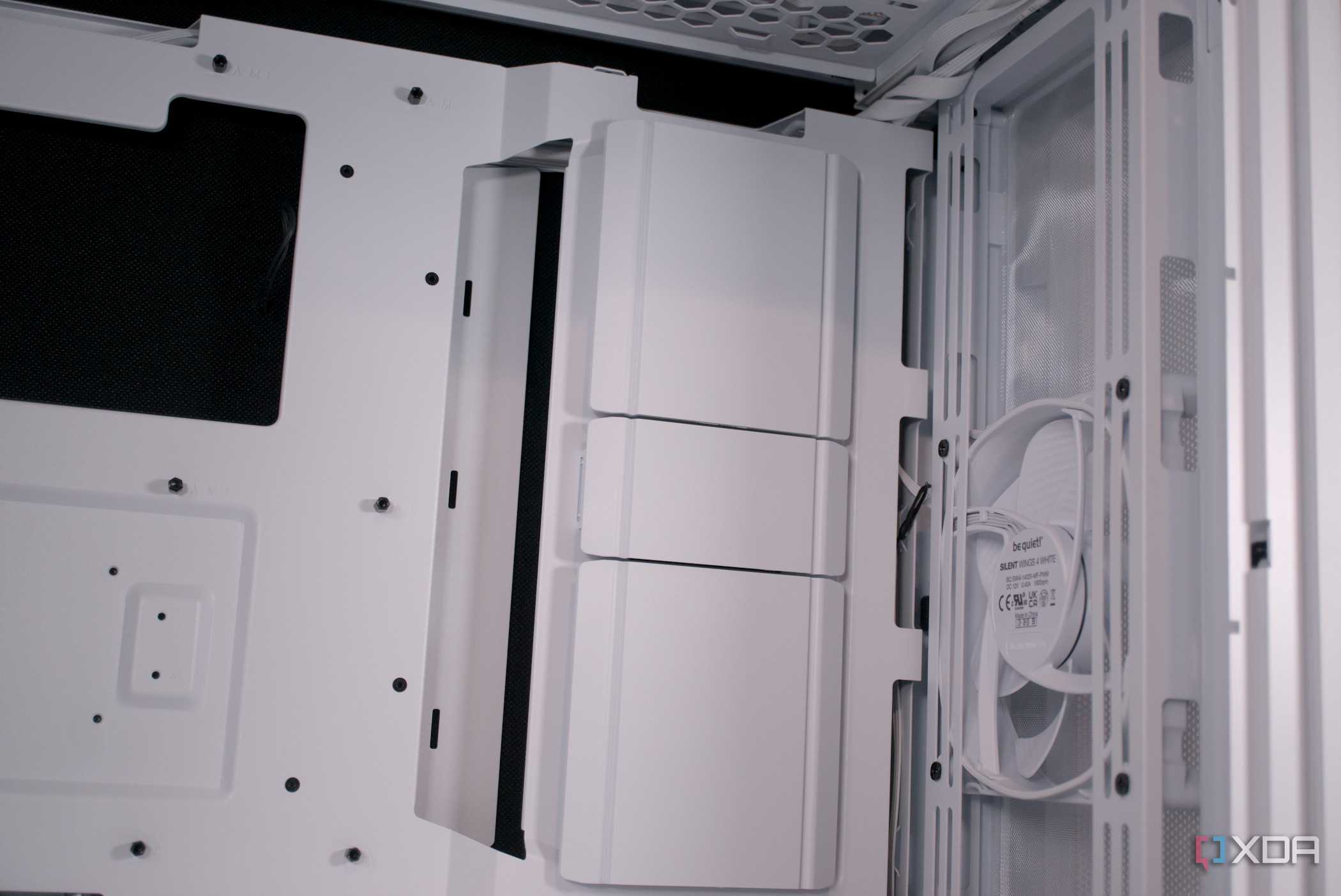 be quiet! Dark Base 701 SSD and HDD covers