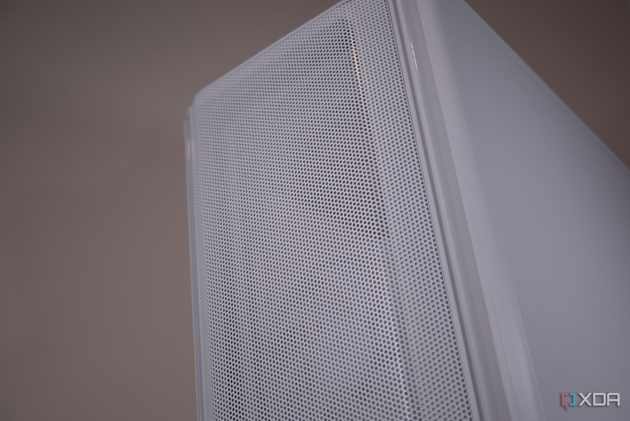 be quiet! Dark Base 701 front mesh panel