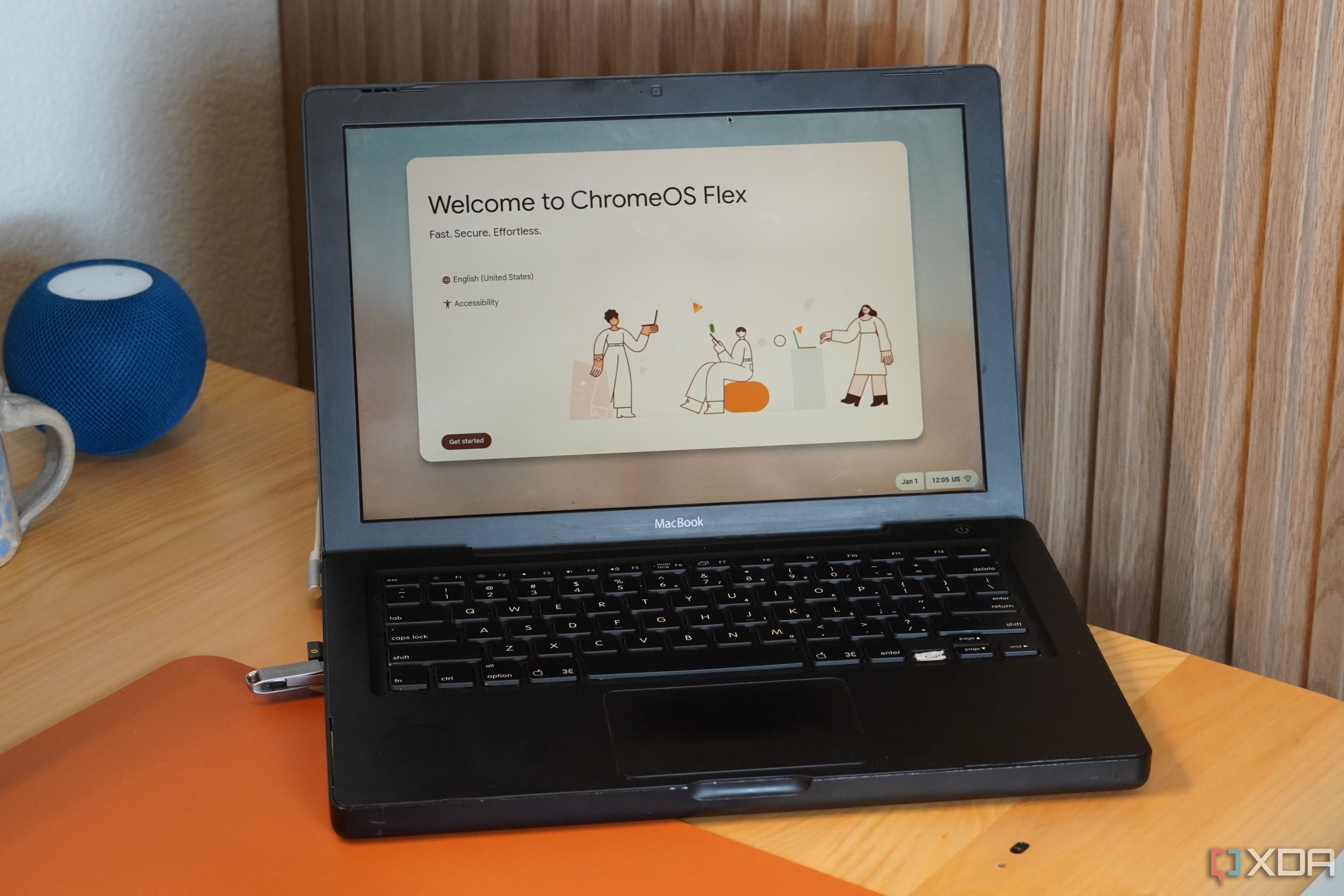 I used ChromeOS Flex on an 18-year-old MacBook — and it worked