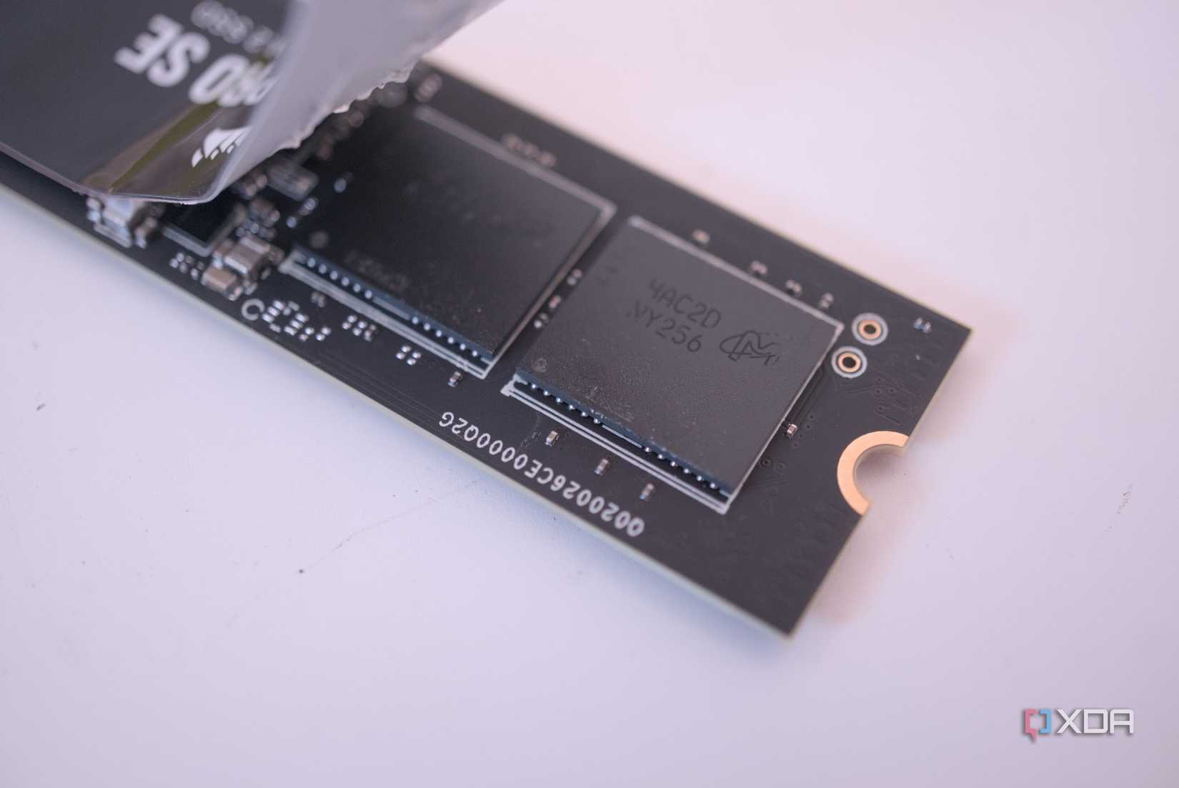 Почему скорость записи на SSD падает при копировании больших файлов Модуль памяти NAND