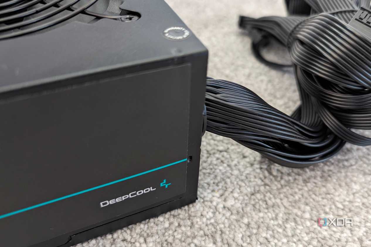 DeepCool PM500D non modular psu and cables side view