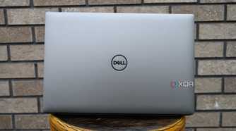 Dell Precision 5690 lid against brick wall