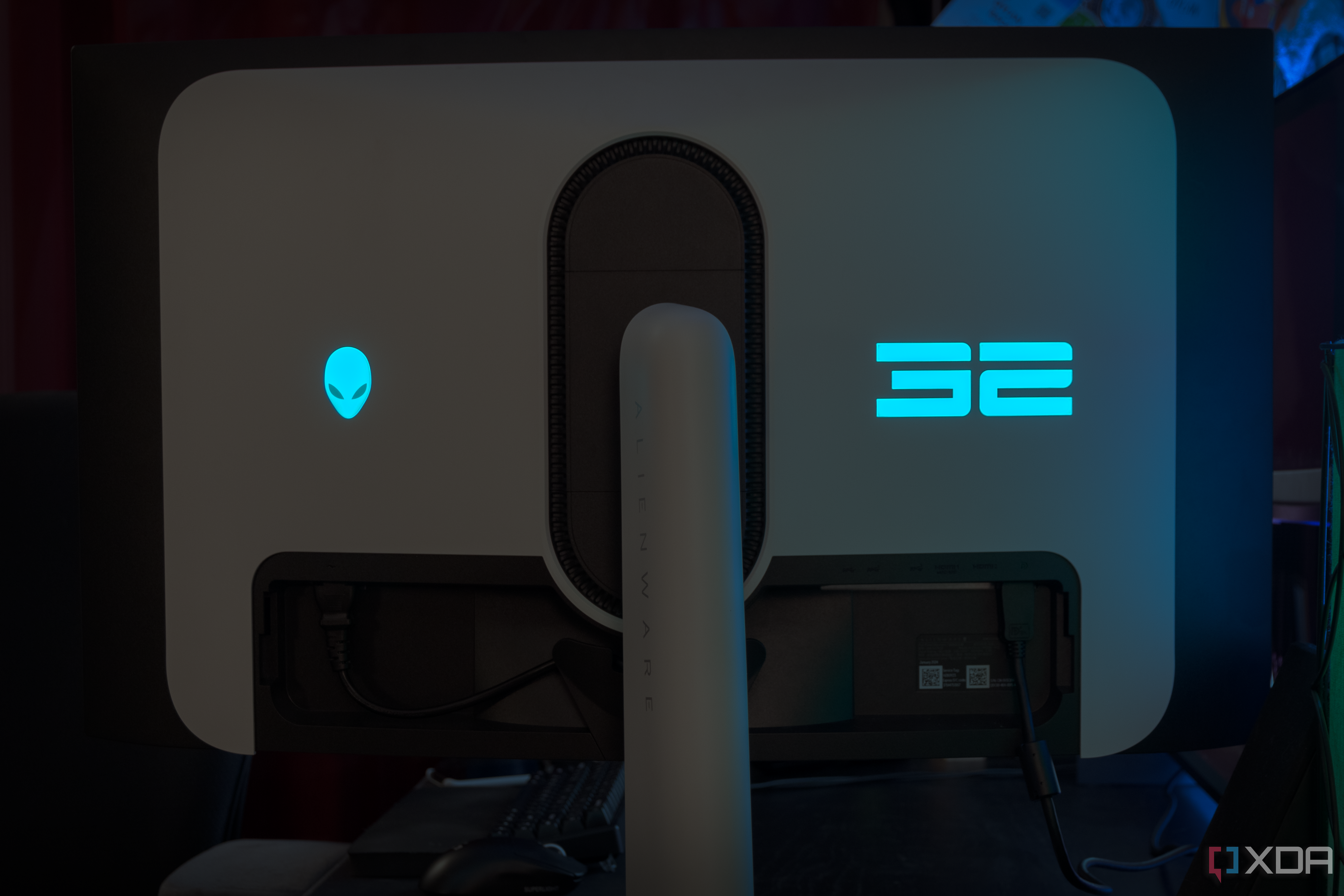 The rear lighting "AlienFX" on the Dell AW3225QF.