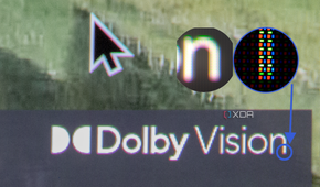 Close-up of the subpixel text rendering on the Dell AW3325QF.