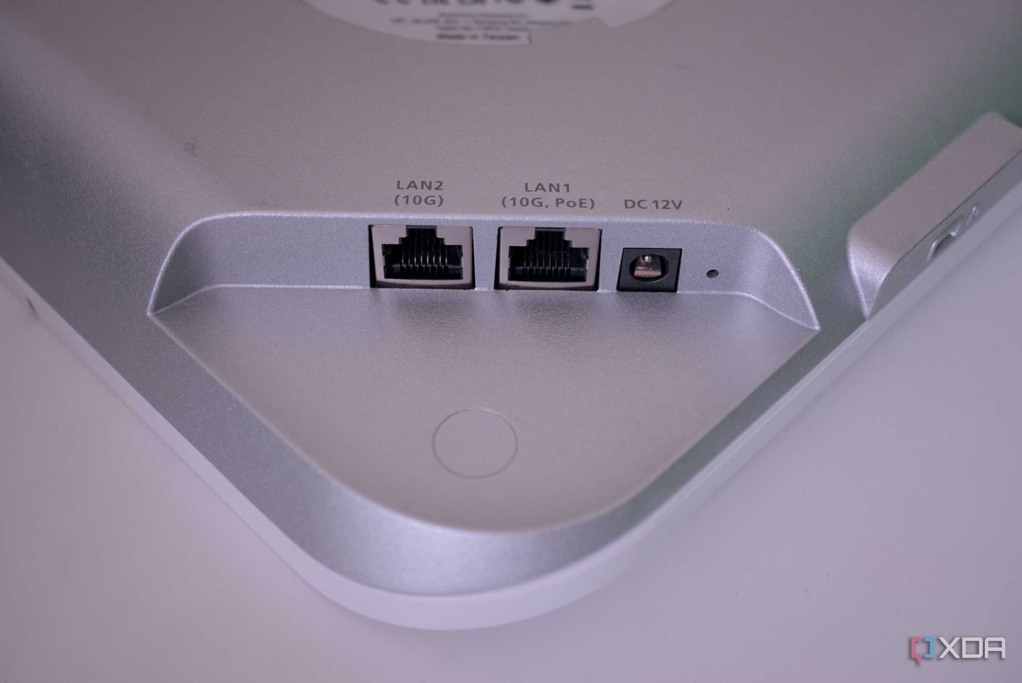 EnGenius ECW536 ports