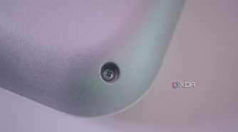EnGenius ECW536 screw