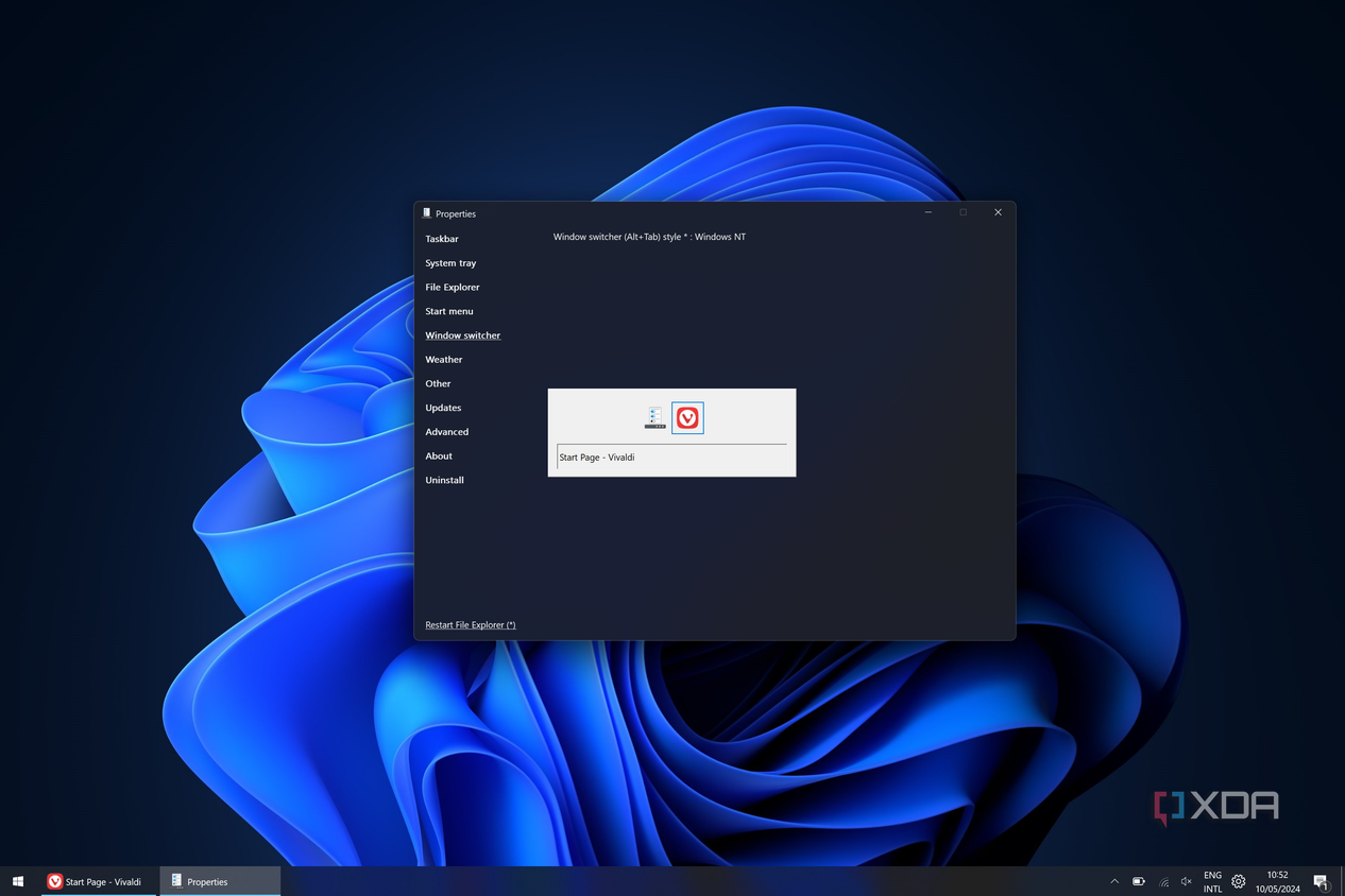 Screenshot of ExplorerPatcher's Windows NT style window switcher