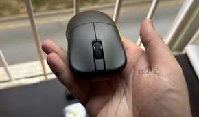 A top-view picture of the Fantech Helios II Pro Wireless gaming mouse