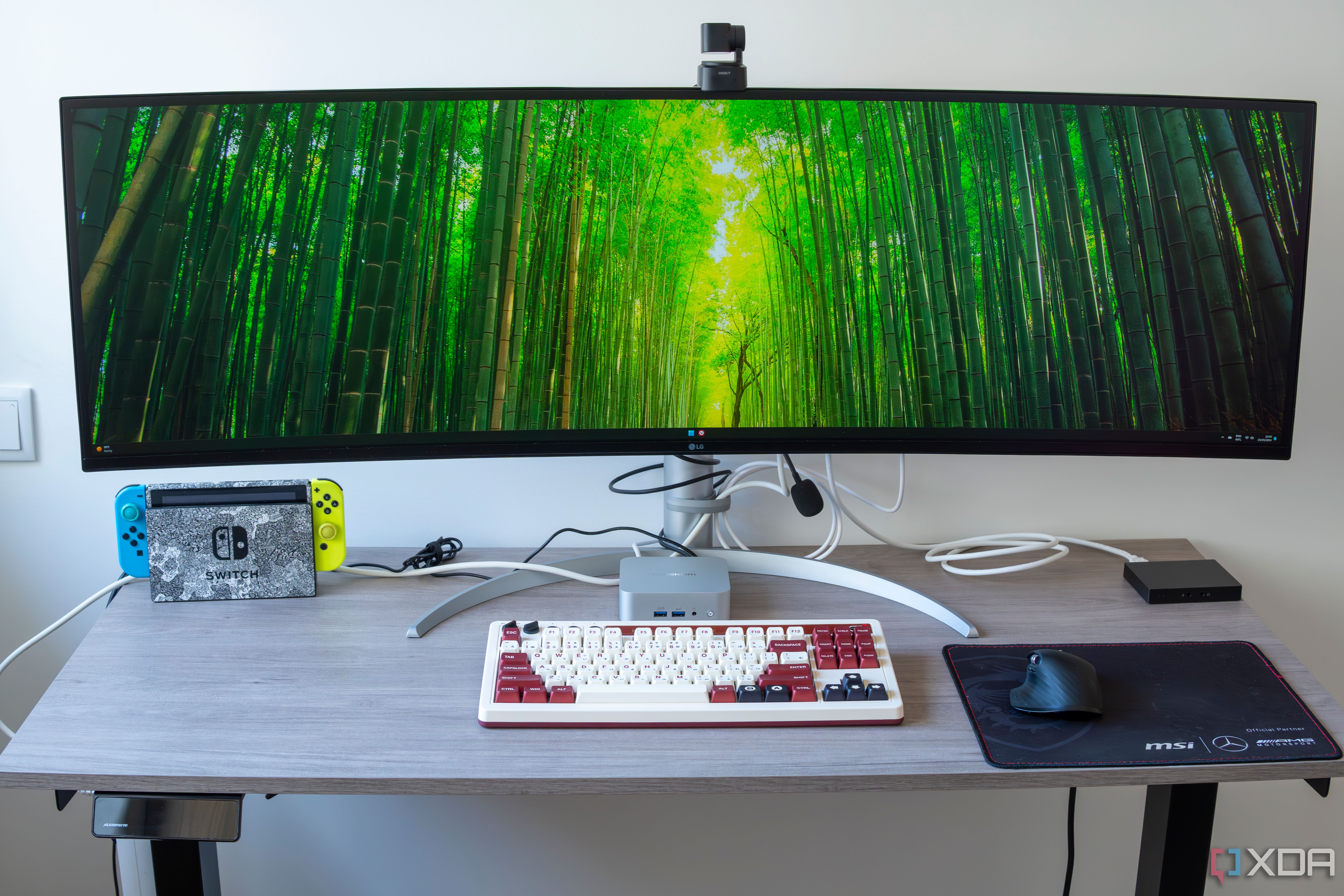 Choose the best monitor and accessories for your mini PC