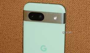 The cameras on the back of a Pixel 8a.