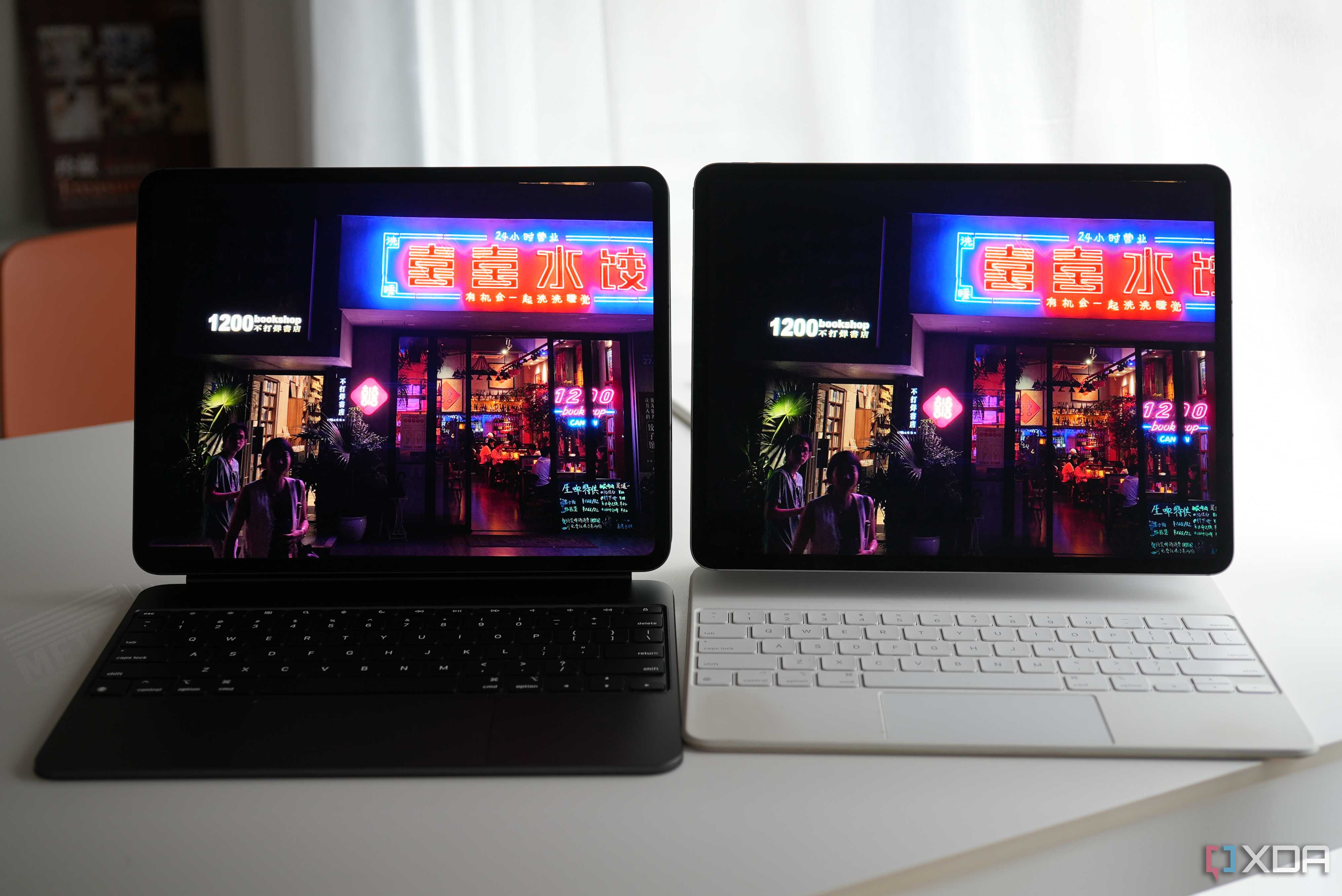 M4 iPad Pro (left) and M2 iPad Pro (right)