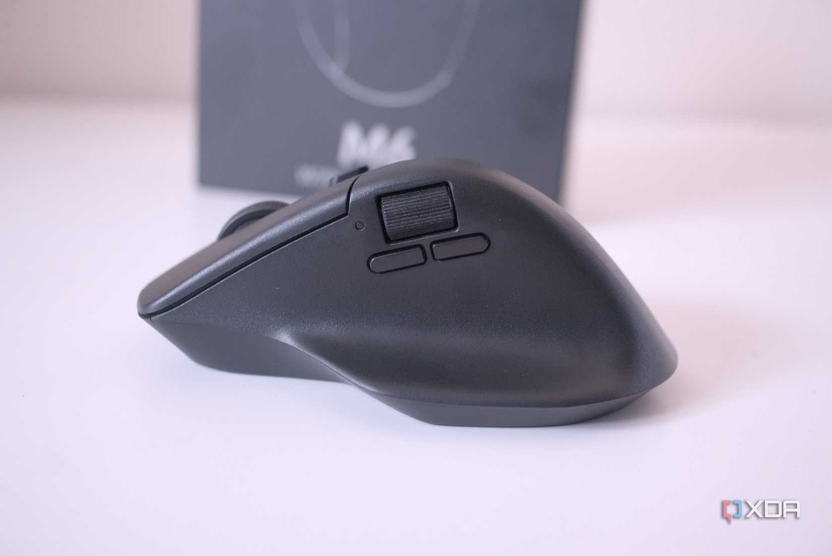 Side profile of the Keychron M6
