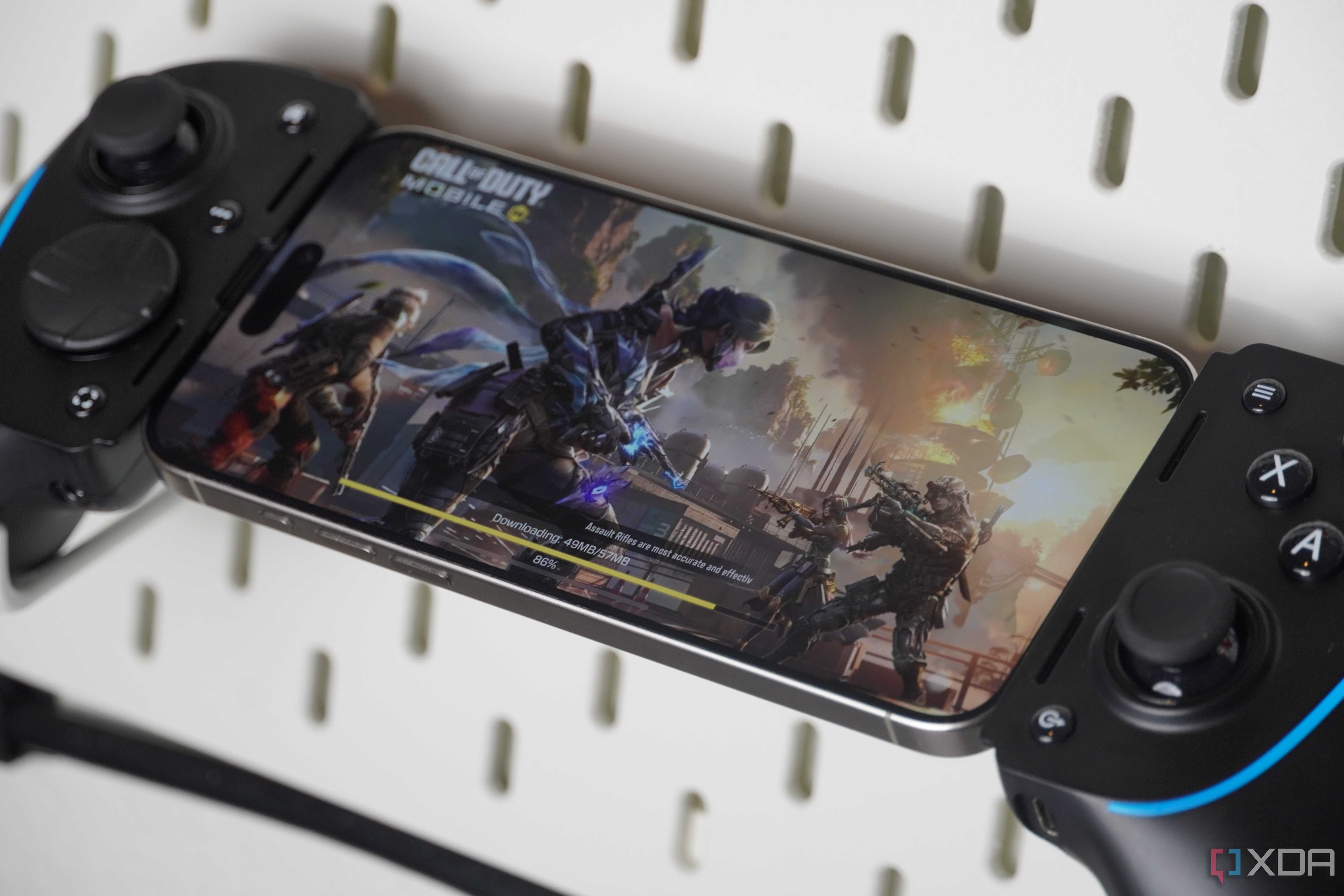 An iPhone 15 Pro Max connected to the Razer Kishi Ultra.