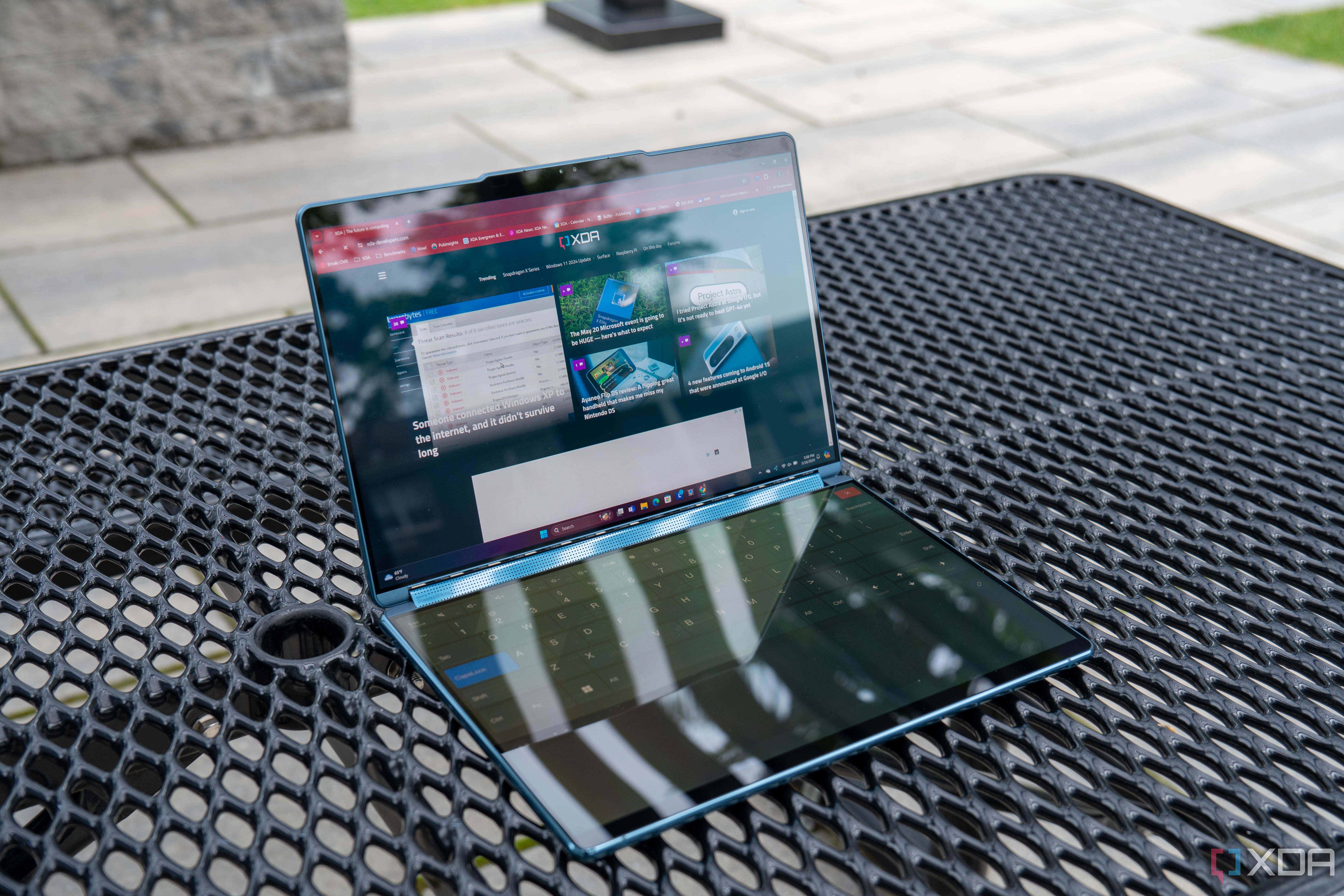 Lenovo Yoga Book 9i 2024-5