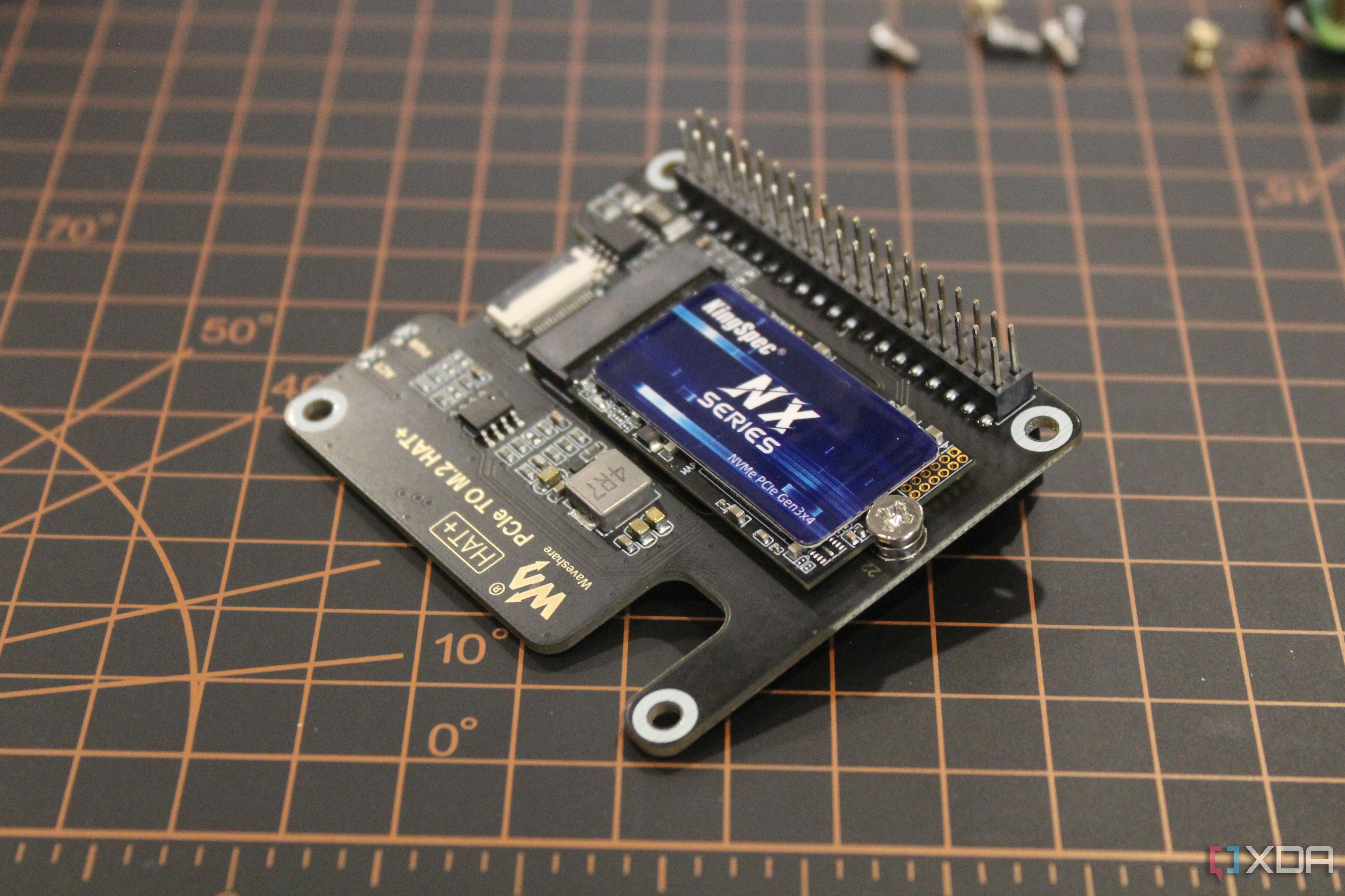 Waveshare PCIe HAT with GPIO pin extenders