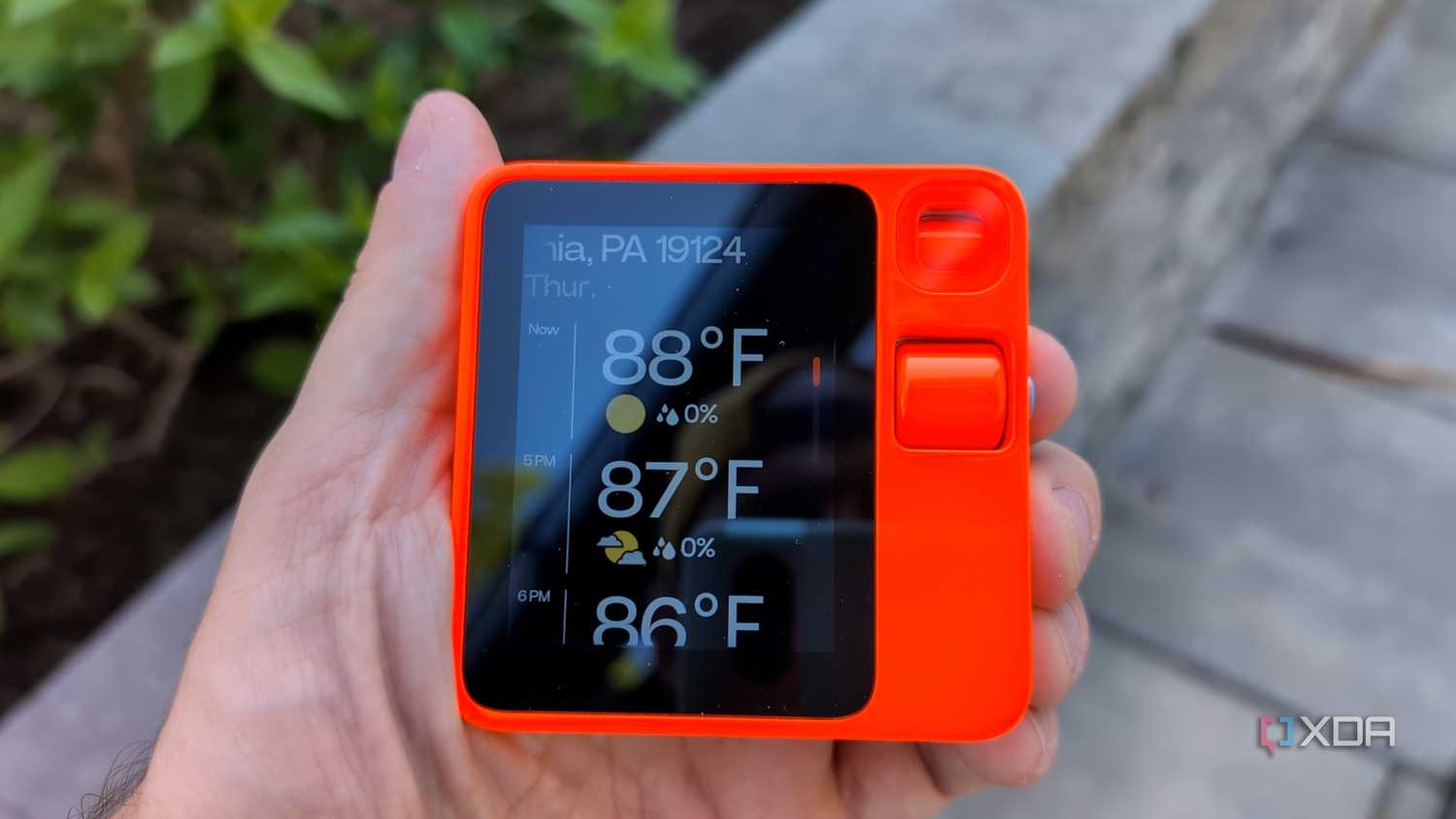 Rabbit R1 weather