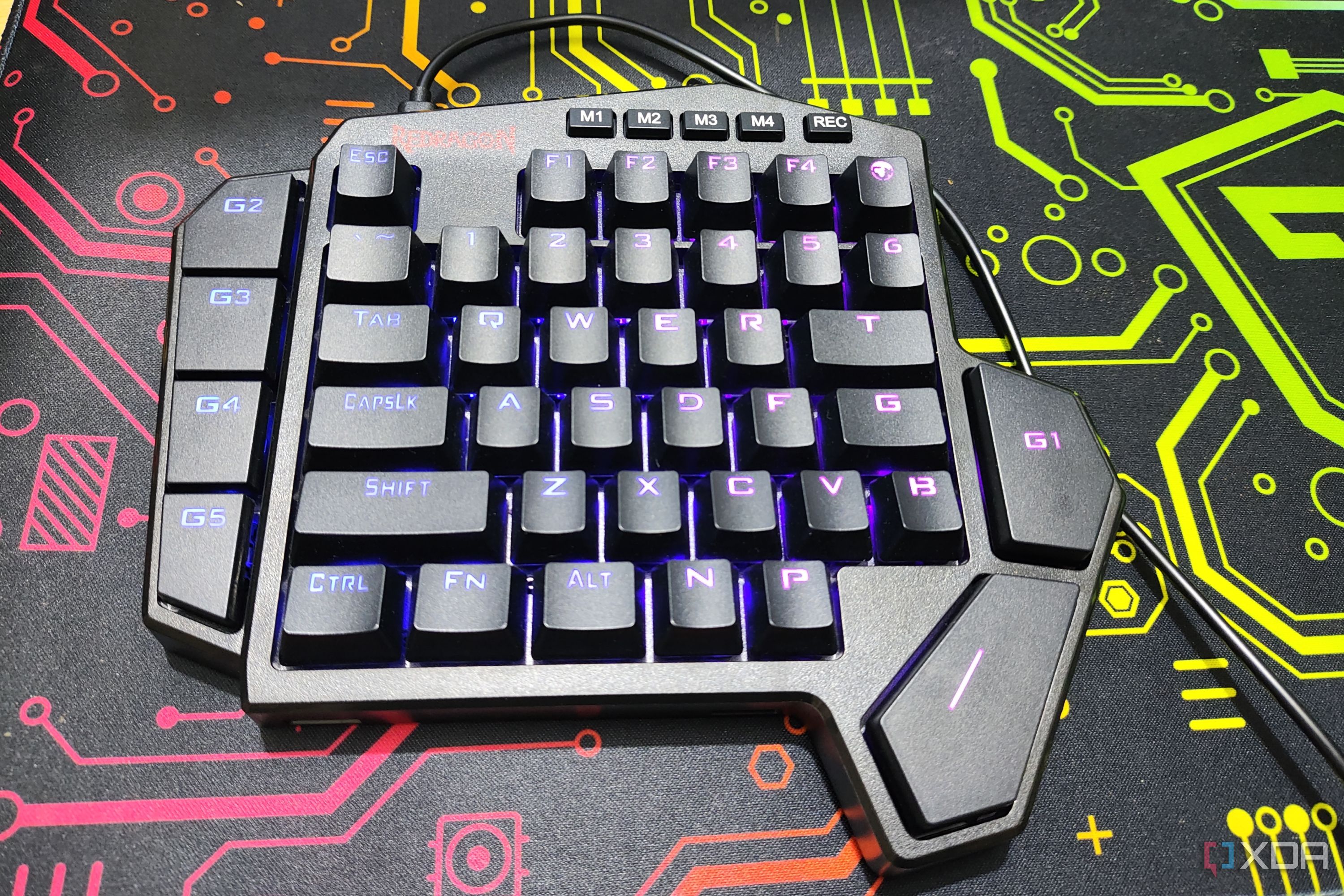 Redragon K585 DITI review: An affordable one-handed keyboard for ...