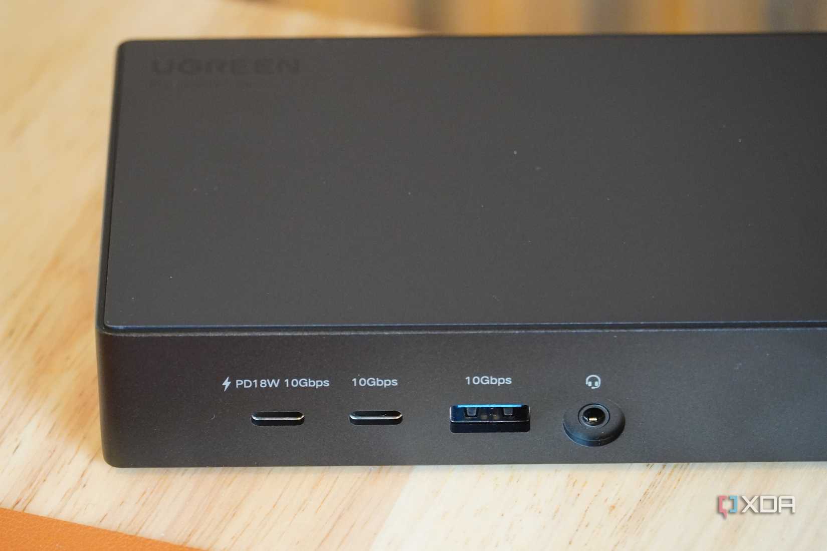 A close-up of the ports on the Revodok Max 313.