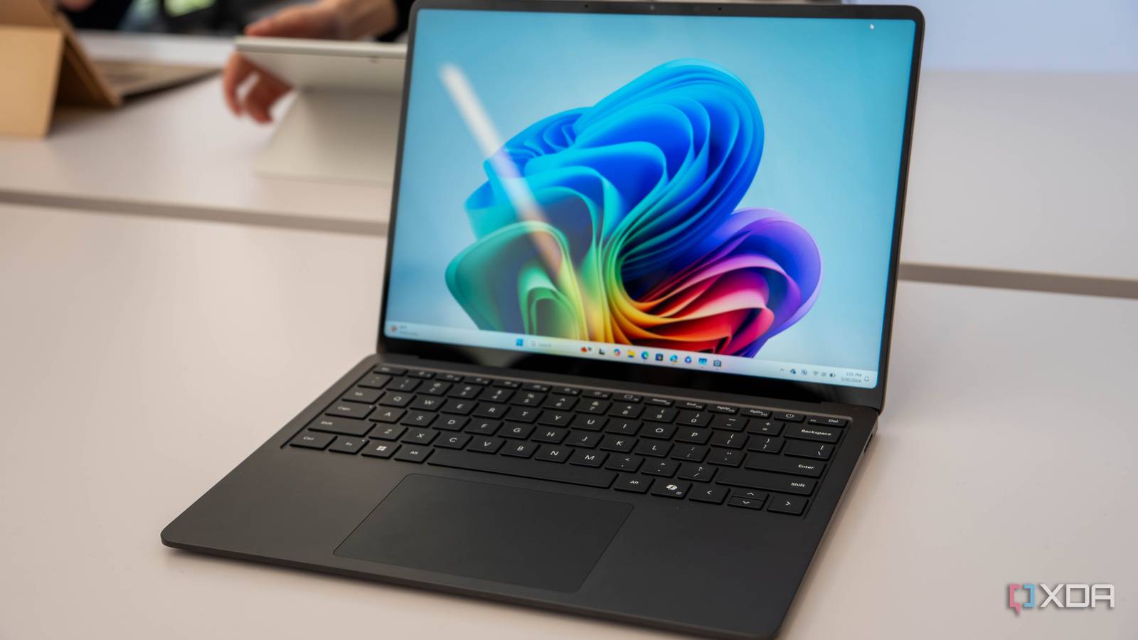 Surface Visual Issue Microsoft gets rid of a ton of visual and audio issues on the Surface ...