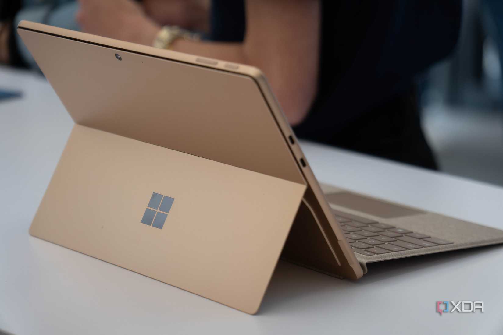 Surface Pro 11 vs Lenovo ThinkPad X12 Detachable Gen 2 Which business