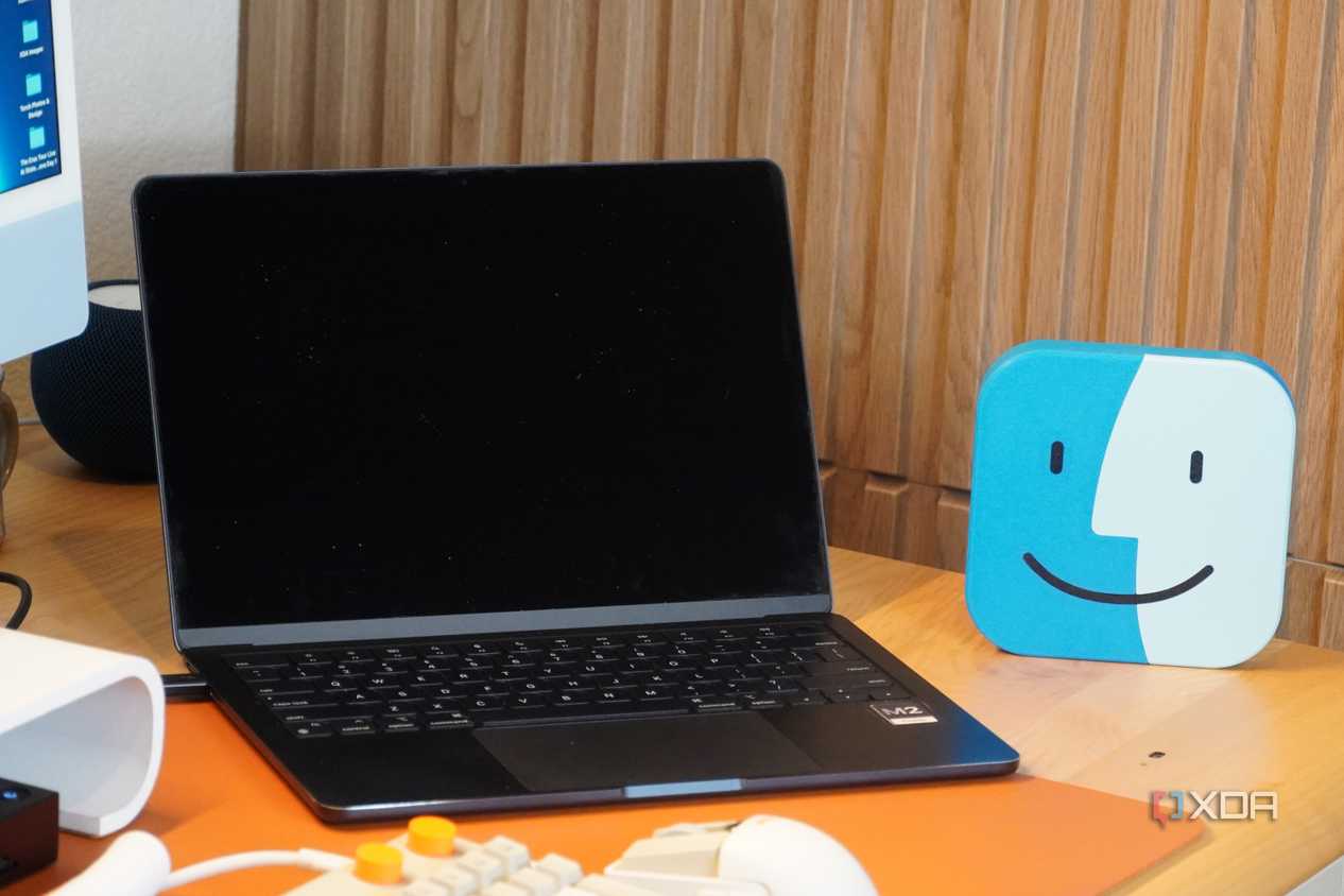 A Mac connected to another Mac over Thunderbolt.