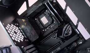 Installing a motherboard inside the Vetroo K1 Pangolin