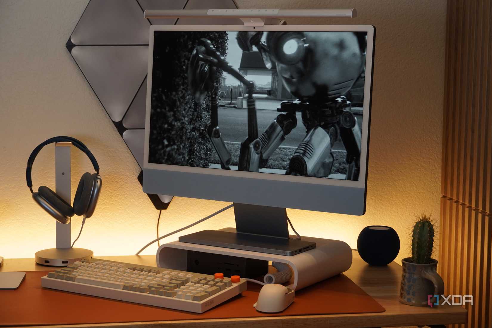 Fallout 4 running on an iMac using Whisky.