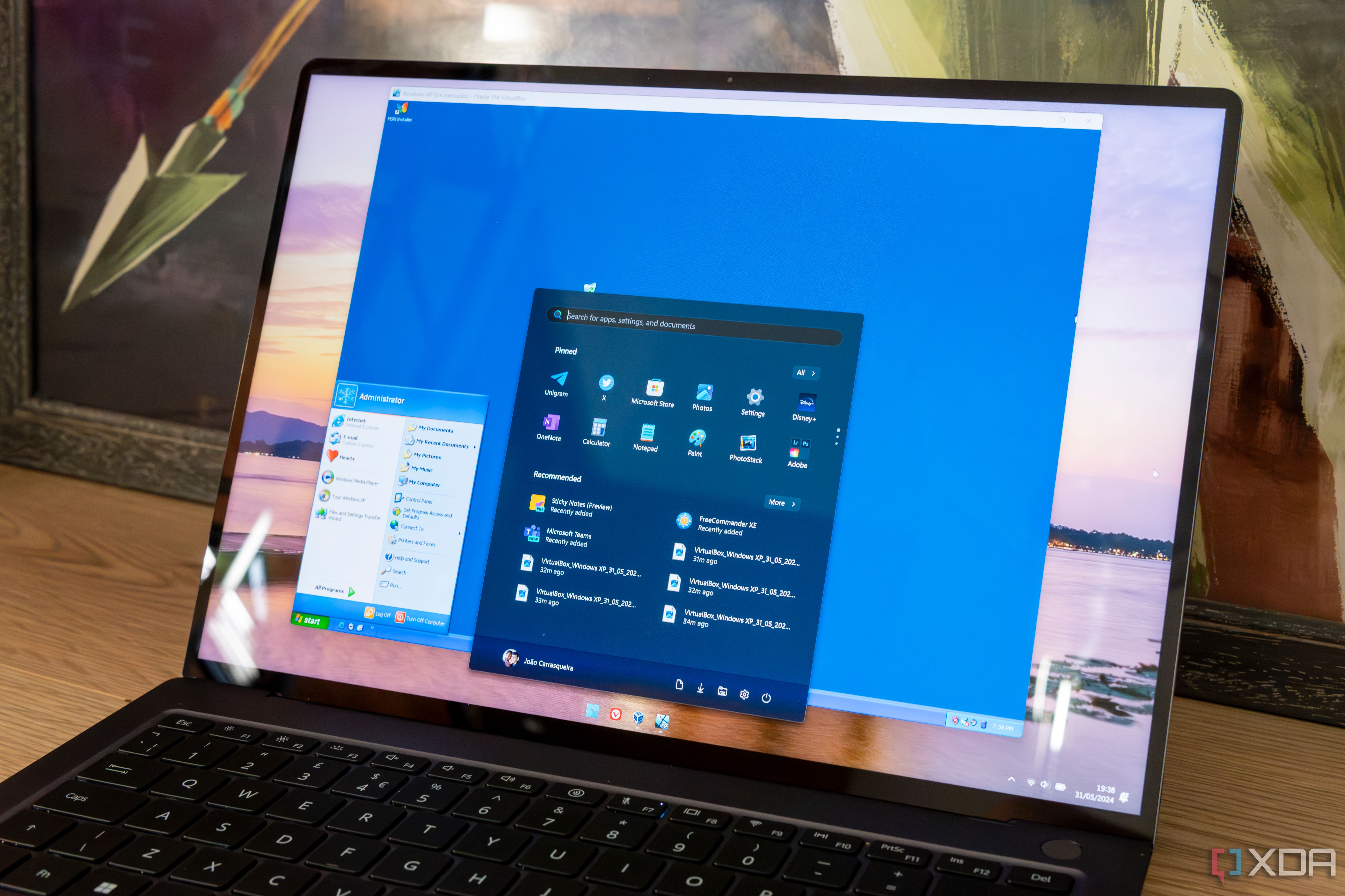 This person got a Windows 11 VM running on Windows XP, and it