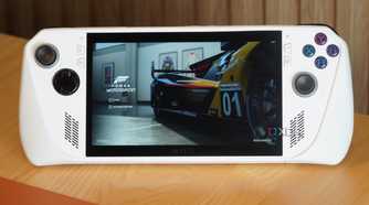 Forza Motorsport running on an ROG Ally.