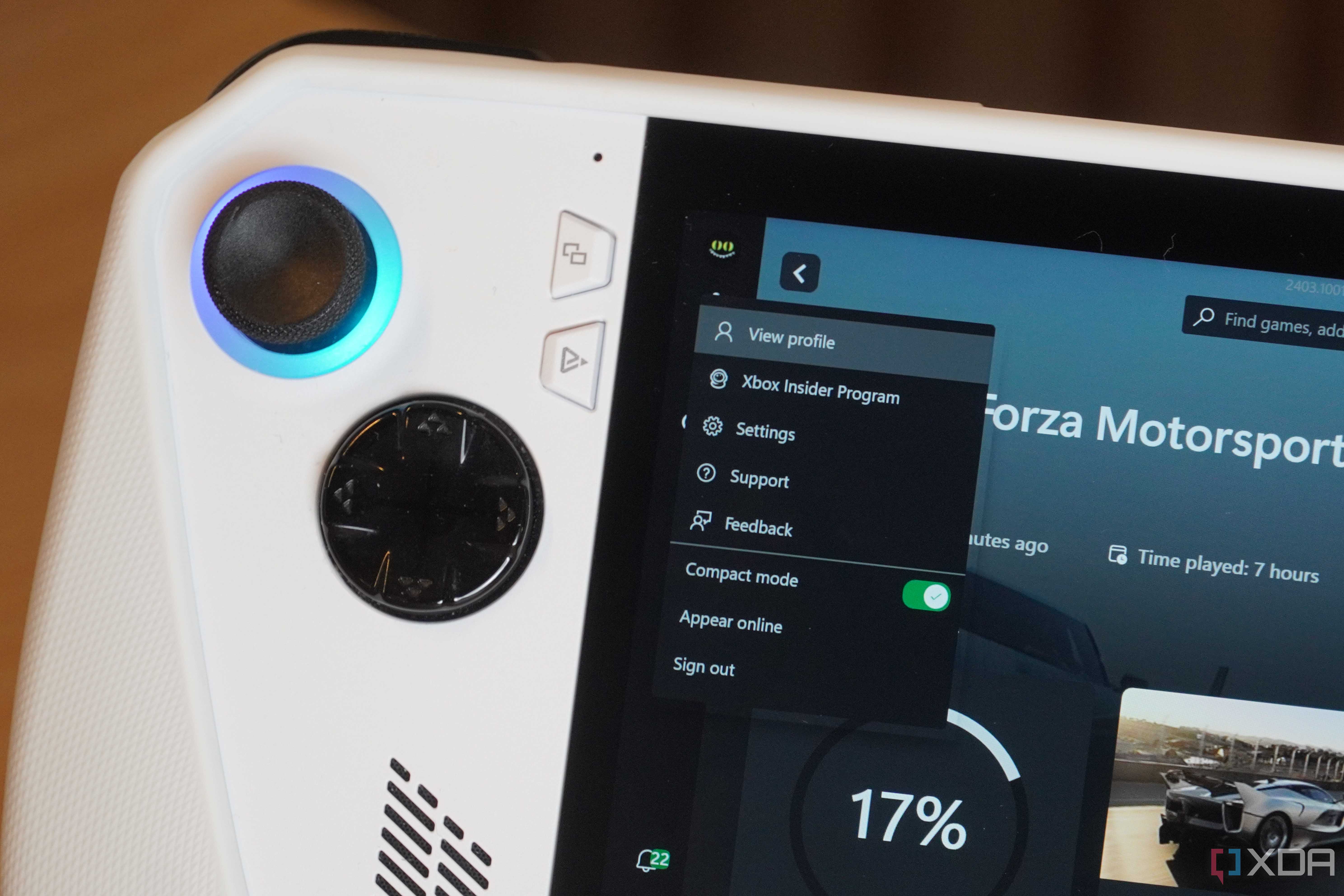 The toggle for compact mode in the Xbox app.